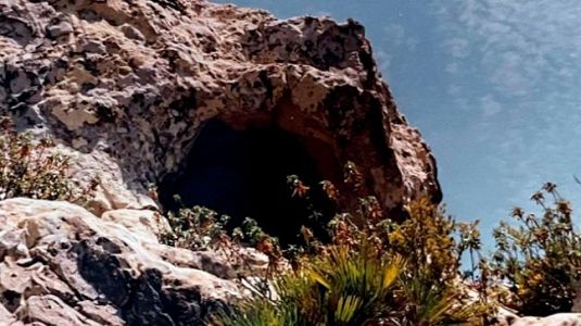 La cueva Atlanterra, en C�diz, reescribe el arte prehist�rico