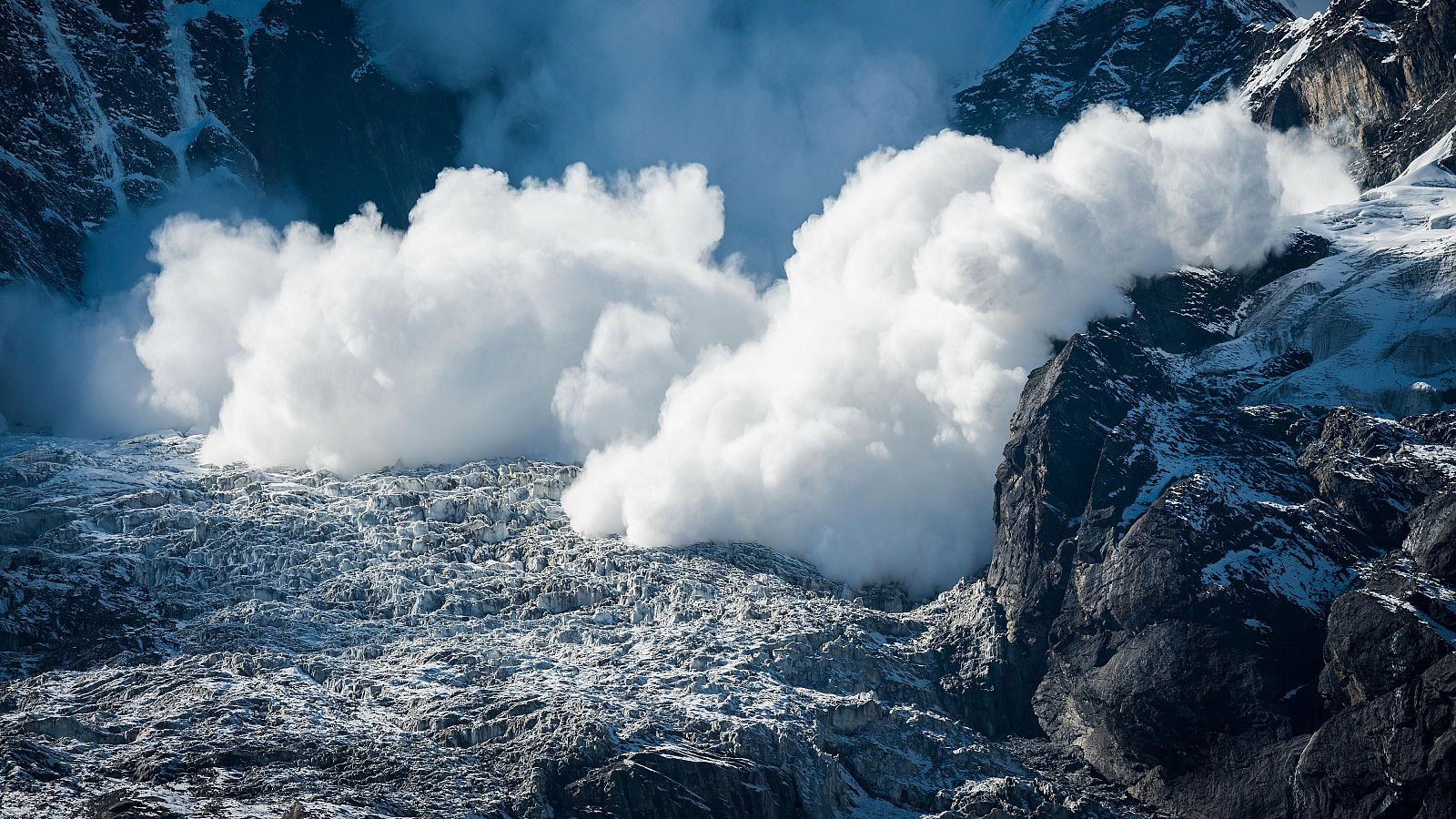 Aludes en la montaña: El riesgo 0 no existe, hay que saber dar la vuelta" - 24 horas | Escuchar