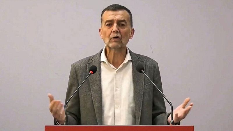 Antonio Maíllo analiza la decisión de IU de buscar una nueva coalición - 24 horas fin de semana | Escuchar