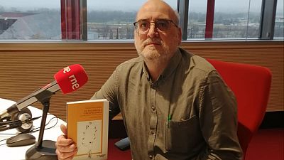 David Serrano- Dolader: "El humor y la creaci�n de palabras no est�n re�idos"