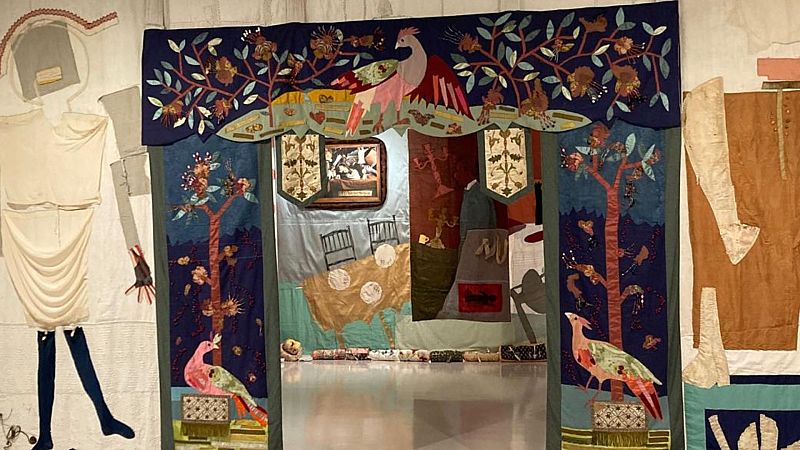 El ojo crítico - El universo de Rut Olabarri a través de Alicia en el país de las maravillas - 18/01/26 - El ojo crítico | Escuchar