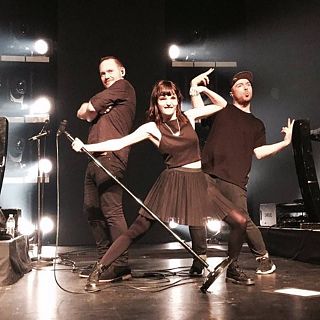 Chvrches, Charli XCX, Gorillaz y Robbie Williams