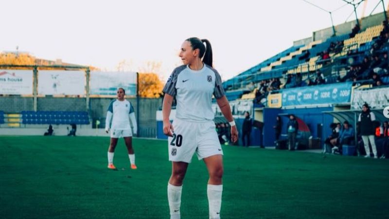 Ana Gonz�lez: "Queremos seguir mirando a los puestos de arriba"