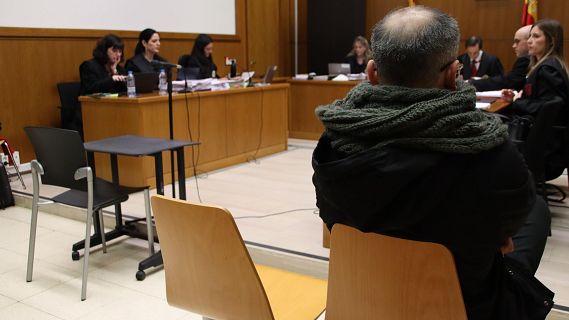 Comença el judici contra un osteòpata acusat d'abusar sexualment de 12 pacients al Maresme