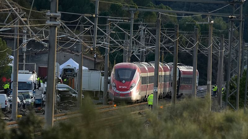 "Viajar en tren sigue siendo de las opciones más seguras" - 24 horas | Escuchar