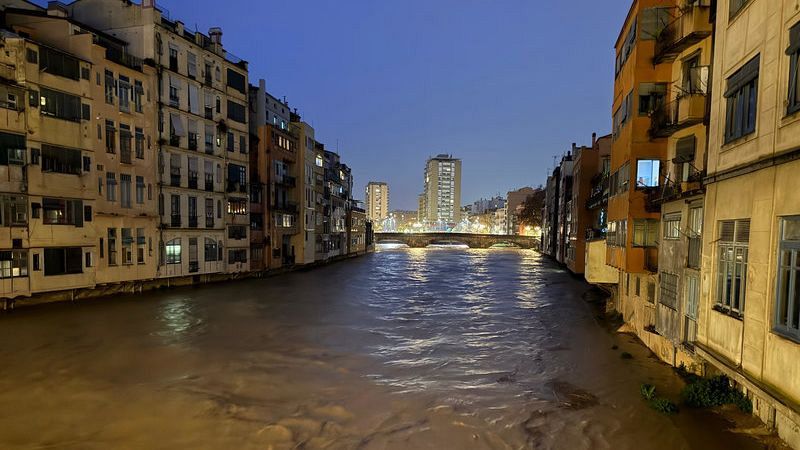 El mat� de R�dio 4 - Dimarts complicat pel temporal a Catalunya: alerta per la crescuda de rius, inundacions i mala mar - El mat� de R�dio 4 | Escoltar
