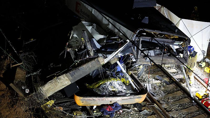 Renfe restablecerá el servicio en Rodalies “una vez se compruebe que el estado de la red es seguro" - Las mañanas de RNE | Escuchar