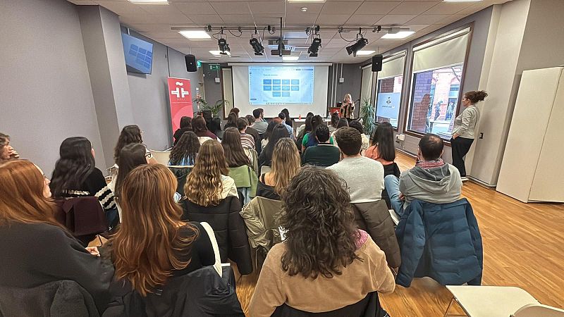 El español escala hasta la segunda lengua en Irlanda - Cultura con Ñ | Escuchar