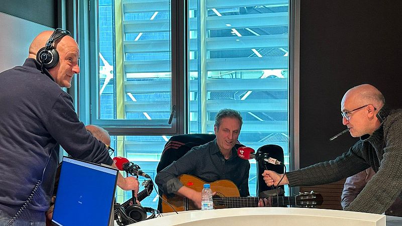 El mat� de R�dio 4 - Rumba Tarumba presenta 'Dinero Negro' a 'El mat� de R�dio 4' - El mat� de R�dio 4 | Escoltar