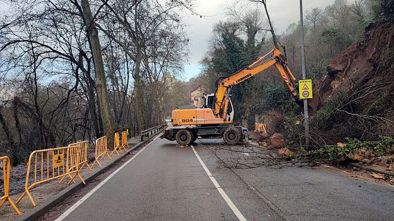 Girona es refà de les greus destrosses del temporal Harry