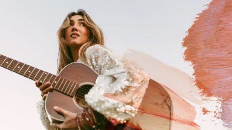 Mercedes Cañas visita Barcelona per a posar-ho "Todo en su lugar" - Xavifòrnia | Escuchar