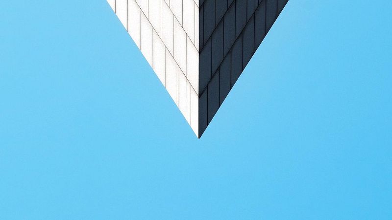 Las diversas caras del minimalismo - Música para aeropuertos - 25/01/2026 - escuchar ahora