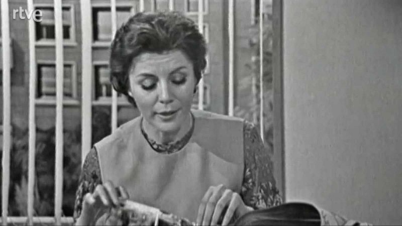 Efectve: "Pili, secretaria" - S�n 4 dies | Escuchar