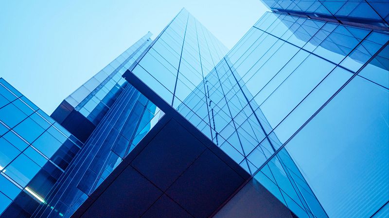 Diez minutos bien empleados - Lipoatrofia semicircular, la enfermedad de las oficinas - 26/01/26 - Escuchar ahora