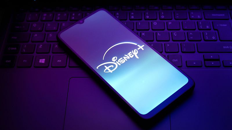 L'Entrellat - Disney obre el seu univers a la IA i s'enc�n el debat - L'Entrellat | Escoltar