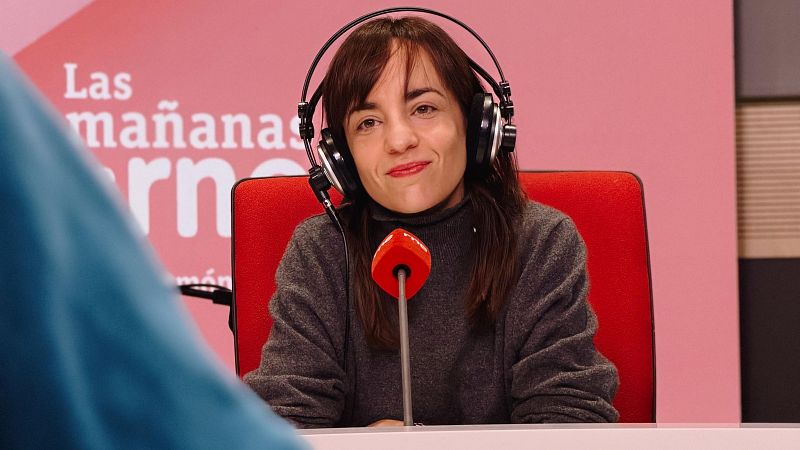 El 'Oxígeno' de la escritora Marta Jiménez Serrano - Las mañanas de RNE | Escuchar