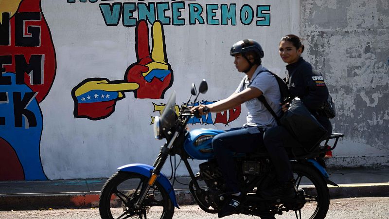 Venezuela: ¿aparente apertura o alivio social real? - Hora América | Escuchar
