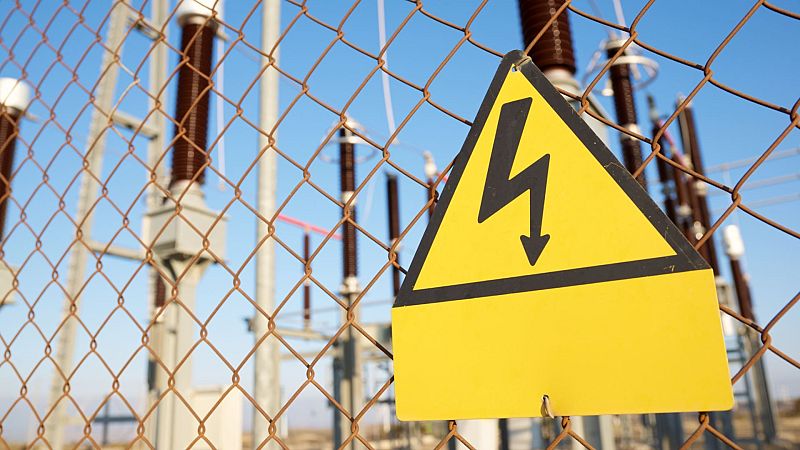 El sistema eléctrico español, la odisea de la luz - Documentos RNE | Escuchar