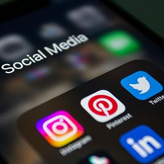 La cara miserable de les xarxes, per Diana Saenger