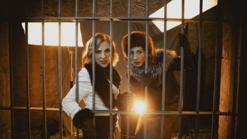 Recom�nica: El terror controlat �s alliberador: "El Casalot" - S�n 4 dies | Escuchar