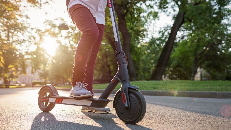 Motor 5 - Patinetes, tamaños de coches y subidas de los turismos - 01/02/26 - Escuchar ahora