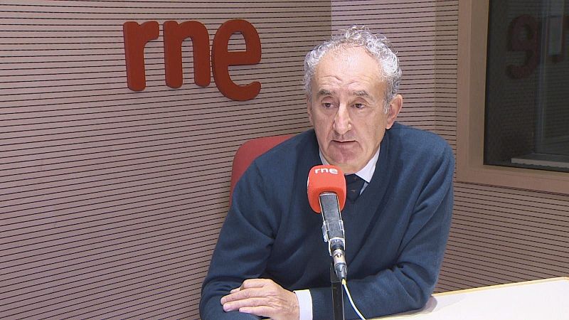 Tomás Cobo está a favor del convenio con Santa Clotilde si sirve para que el SCS cumpla con su cartera de servicios - Cantabria Informativos | Escuchar