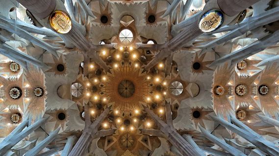 3H - Esteve Camps i l'avanç de les obres de La Sagrada Família - Ca' Dario, el palau venecià maleït