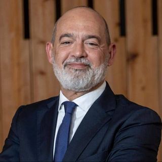 AECC: "Las personas con cáncer no son solamente pacientes"