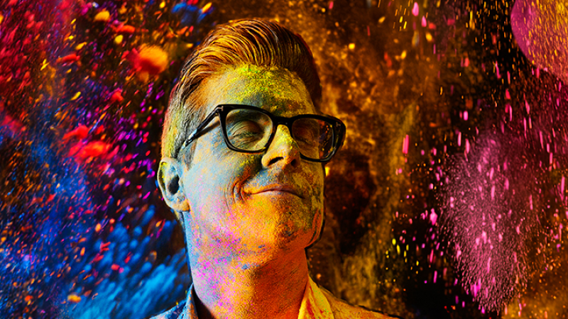 Tercera temporada de "Buenrollistas" amb V�ctor Parrado al Teatre Goya de Barcelona - Xavif�rnia | Escoltar