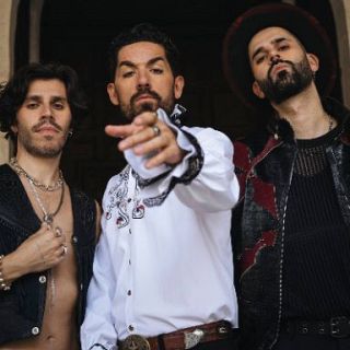 Siloé, Construimos Escaleras, Estrogenuinas y Sidecars