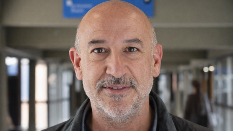 El Pla B - Germ� Bel: ?En pol�tica, la idea de tenir un projecte i c�rrer un risc per implantar-lo s?ha perdut? - El pla B | Escoltar