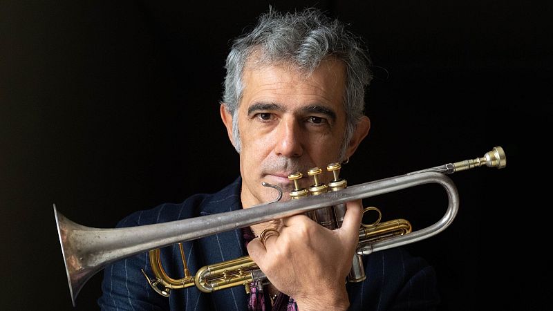 S�lo jazz - Paolo Fresu: La m�sica como ciencia y como praxis virtuosa - 06/02/26 - S�lo jazz | Escuchar