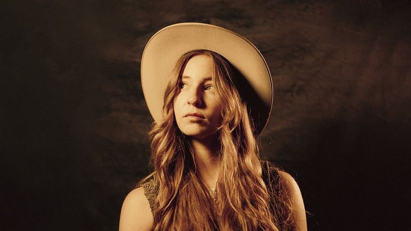 Sin rodeos - El honky tonk de Natalie Prauser se hace atemporal - 06/02/26 - Escuchar ahora