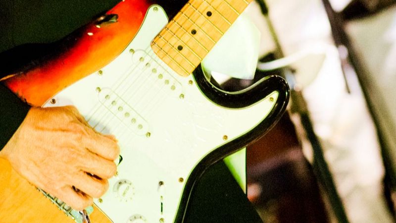 Tal día como hoy - Al Jardine - Escuchar ahora