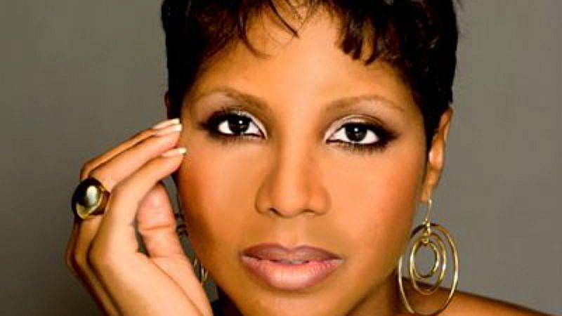 Tal día como hoy - Toni Braxton - Escuchar ahora
