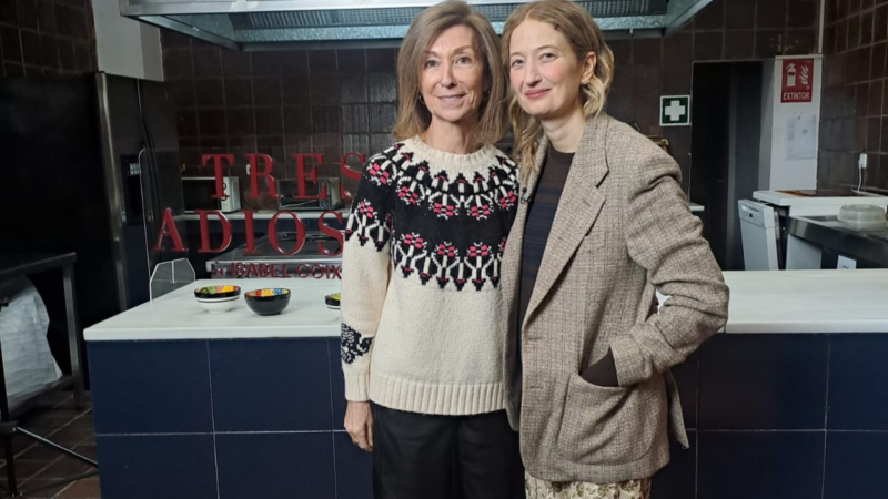 De pel�cula - Ni uno ni dos, son tres adioses - 07/02/26 - De pel�cula - RNE | Escuchar