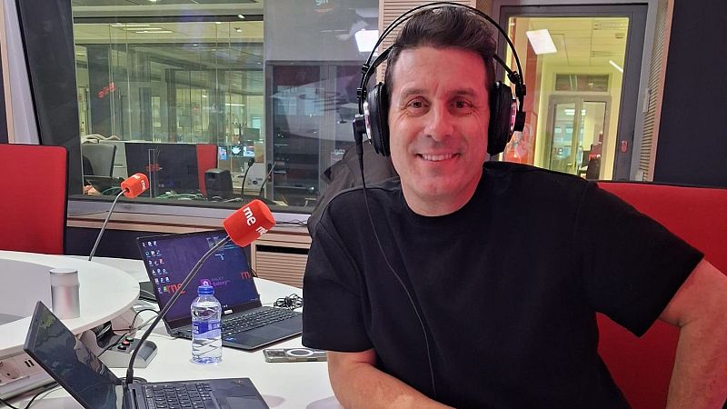 No es un día cualquiera - Xosé Por qué | Escuchar