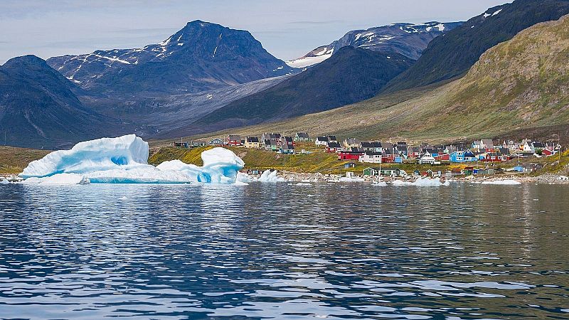 Viatgeu, que el món s'acaba: Groenlàndia no es ven - Són 4 dies | Escuchar