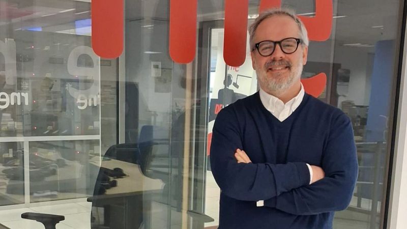 No es un día cualquiera - Pienso, luego estorbo con Toño Fraguas | Escuchar