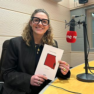 'Cicatrices que sangran', universo poético de Laia Chamorro