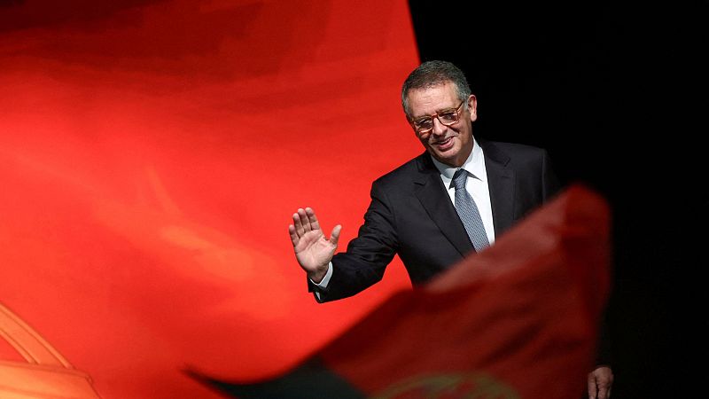 Reportajes 5 continentes - Portugal elige al exministro socialista Antonio José Seguro como nuevo presidente - Escuchar ahora