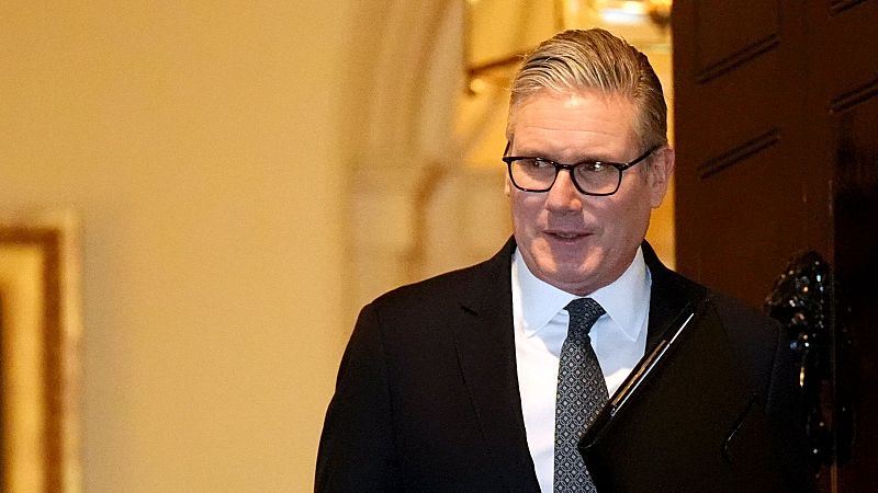 Cinco Continentes - Starmer, en apuros por el escándalo Epstein - Escuchar ahora