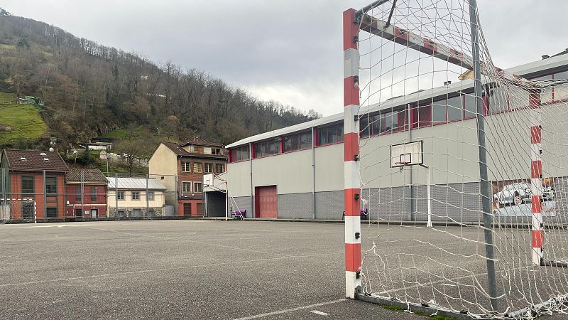 Reportajes Emisoras - Oviedo - Fútbol en el cole - 10/02/26 - Escuchar ahora