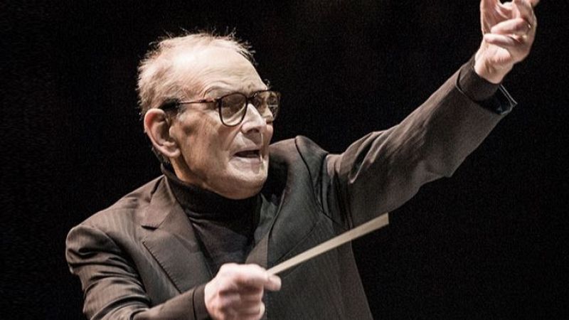 Tal día como hoy - Ennio Morricone - Escuchar ahora