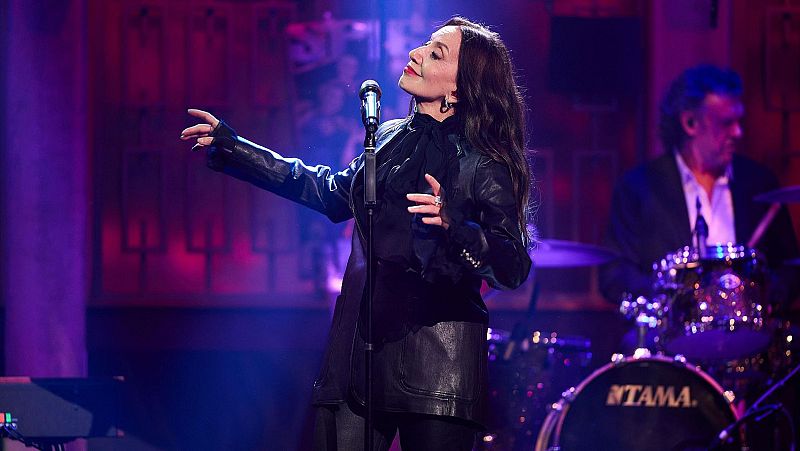 Tal día como hoy - Luz Casal - Escuchar ahora