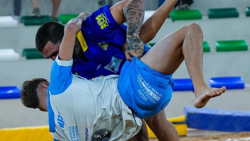 La esencia del deporte en Radio 5 - Lucha Canaria - 15/02/26 - Escuchar ahora