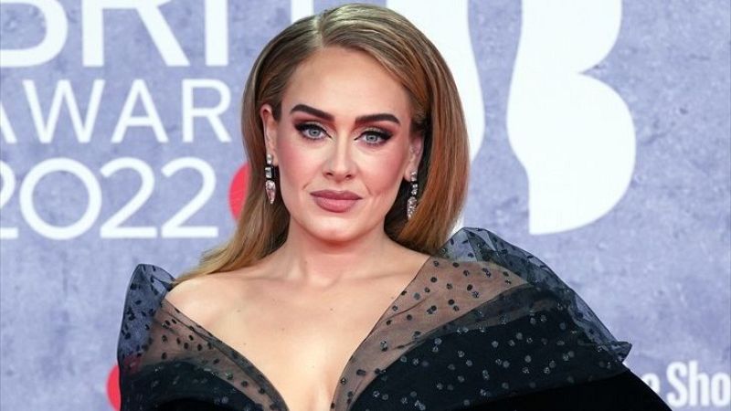 Rebobinando - Adele – Hello - 13/02/26 - Escuchar ahora