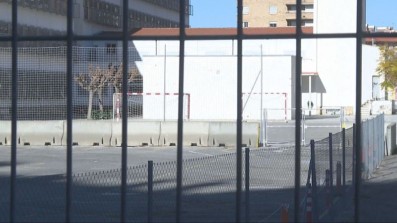 Ventades i conciliació impossible: famílies desbordades pel tancament d’escoles