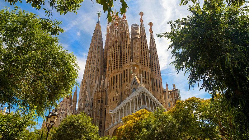 Pensemos fuerte - Donde tú ves belleza, otros ven fealdad - Escuchar ahora