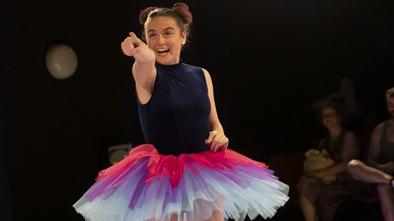 L'Entrellat - Mariona Espluga: "A la consulta del psiquiatre m’han parlat dels personatges de la Bíblia, de paneroles i he ballat" - L'Entrellat | Escoltar